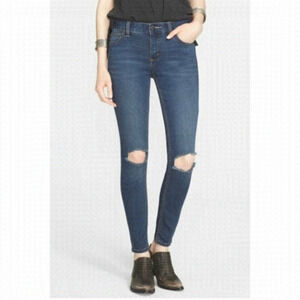 FREE People  High Rise Busted Knee Distressed Skinny Jeans Size 29